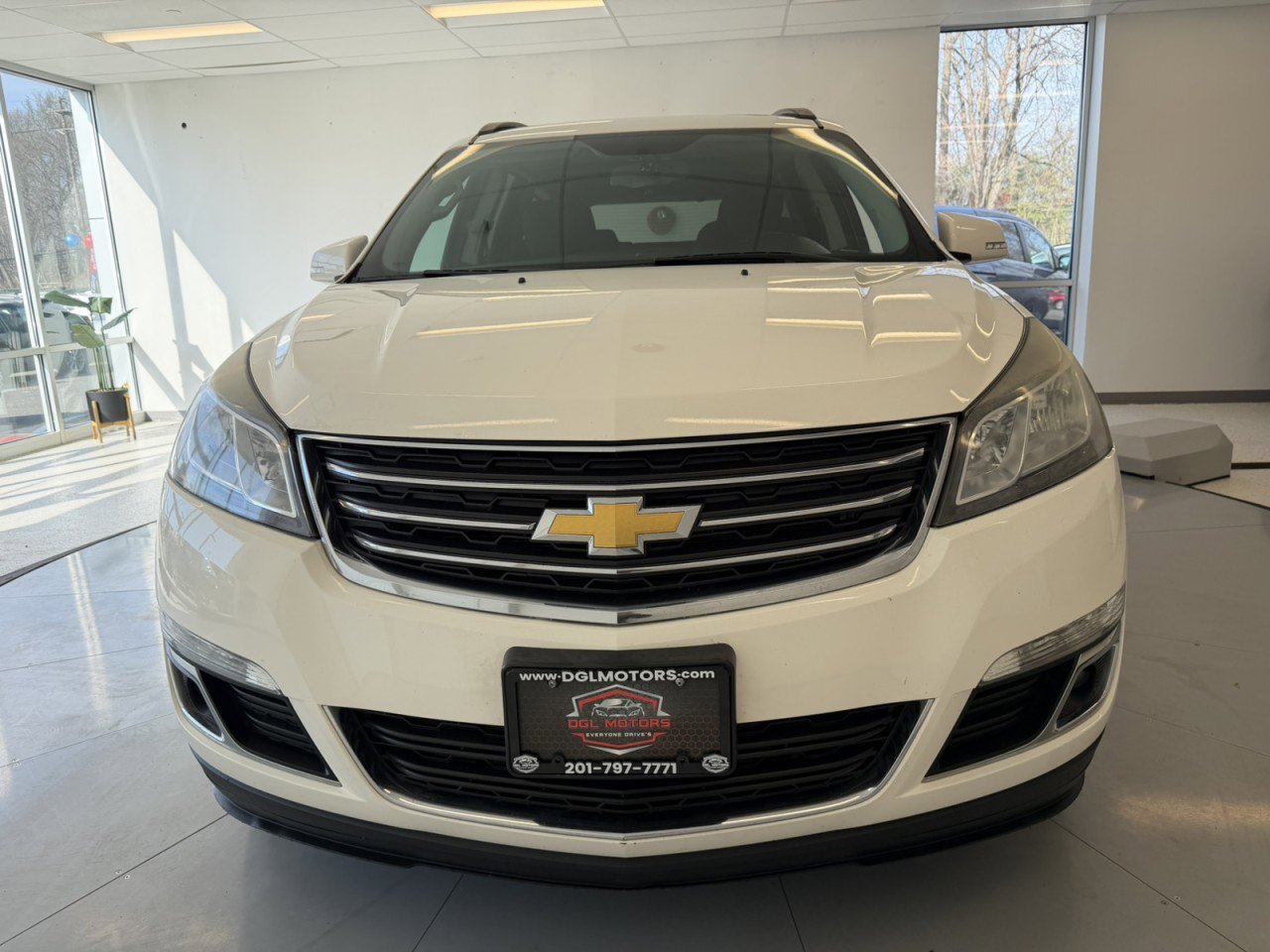 Used 2015 Chevrolet Traverse LT image 52