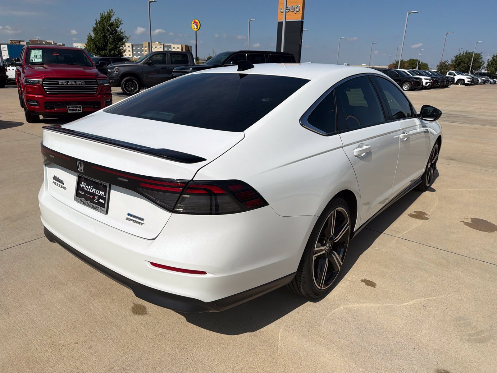 Used 2024 Honda Accord Sport image 5