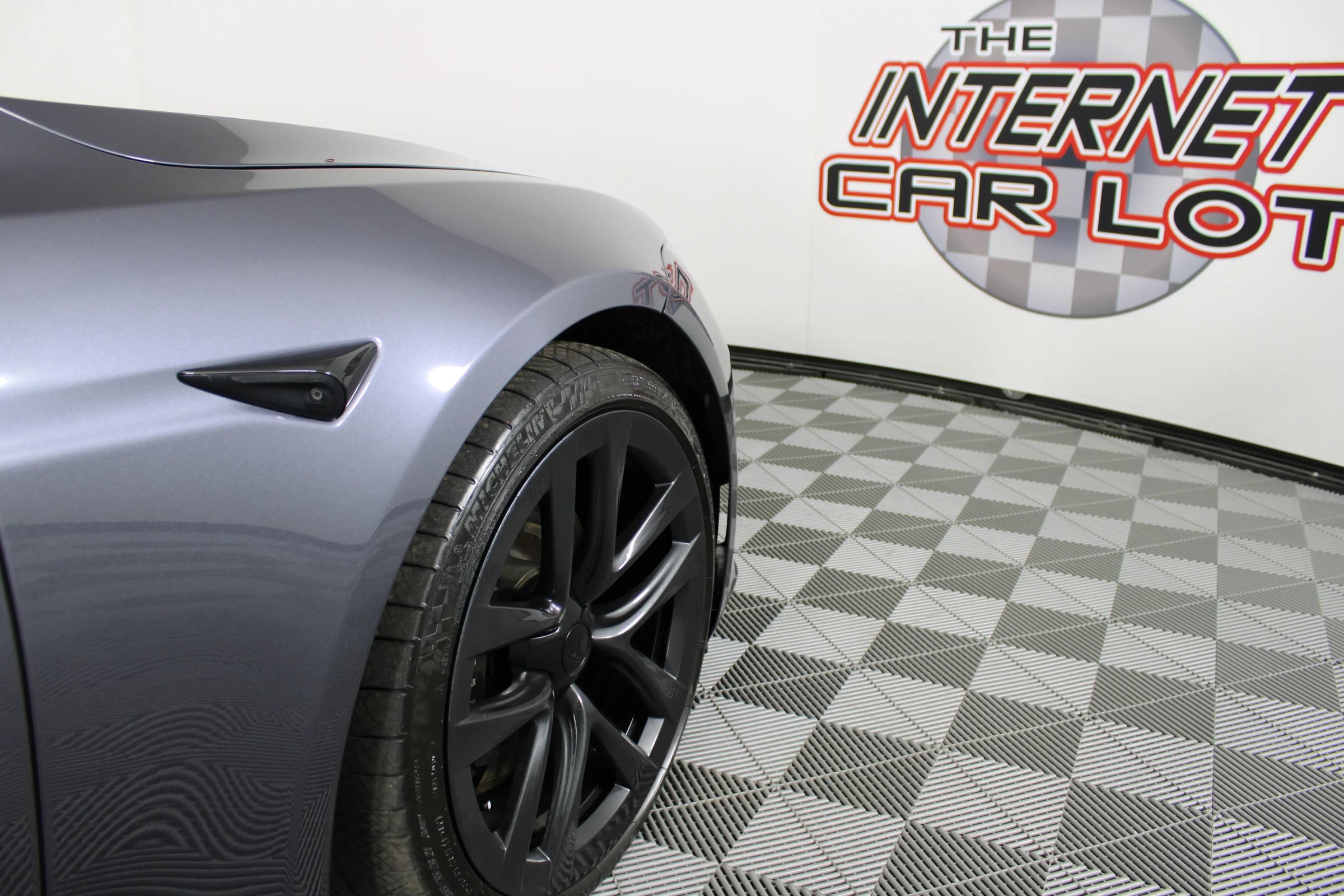 Used 2021 Tesla Model S Plaid AWD/4WD image 32