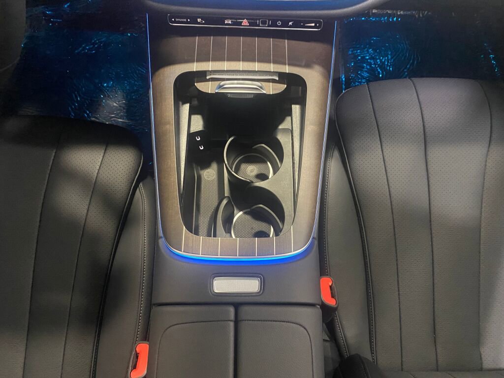 New 2026 Mercedes-Benz E 350 4MATIC Sedan image 14