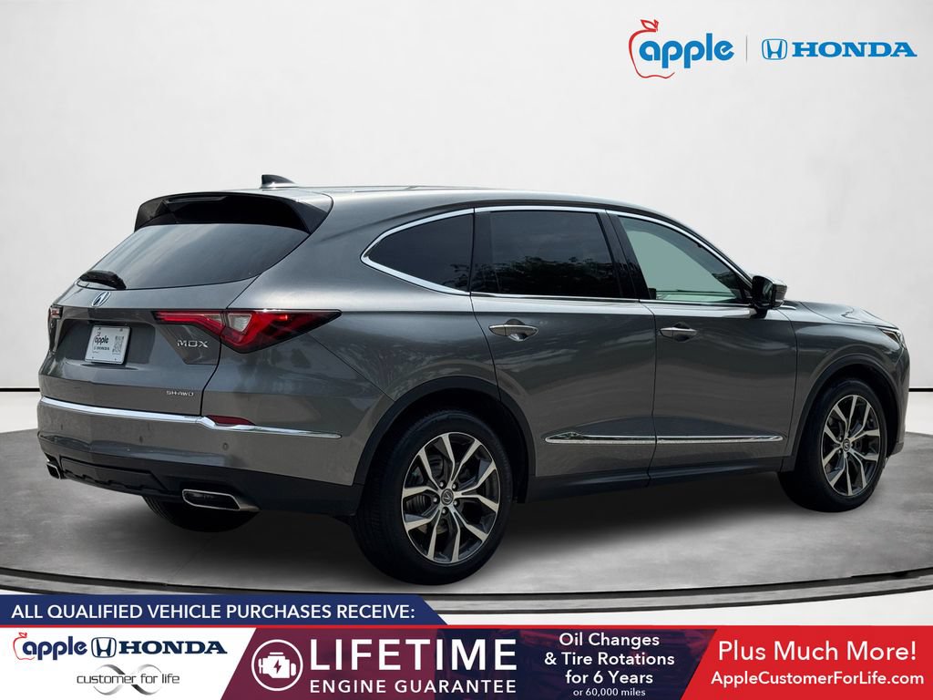 Used 2024 Acura MDX w/ Technology Package AWD/4WD image 3