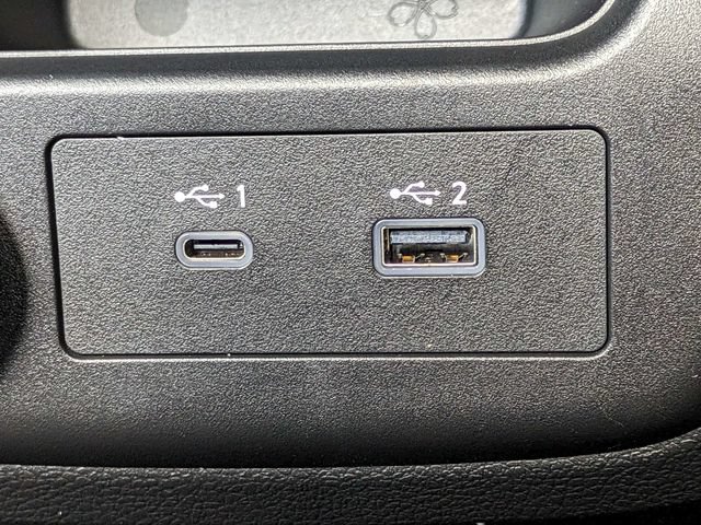Used 2024 Nissan Ariya FWD image 28