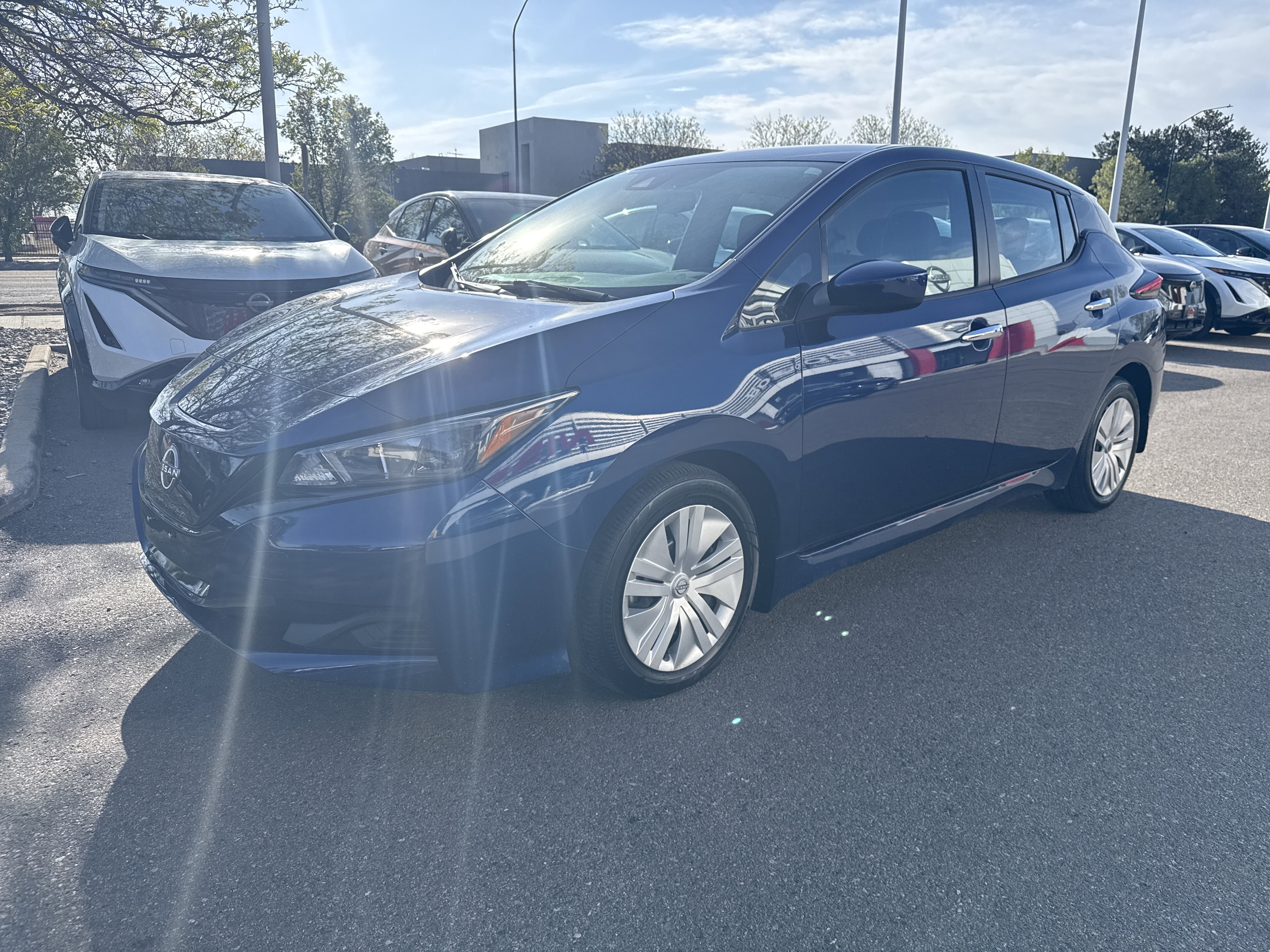 Certified 2024 Nissan Leaf S image 5