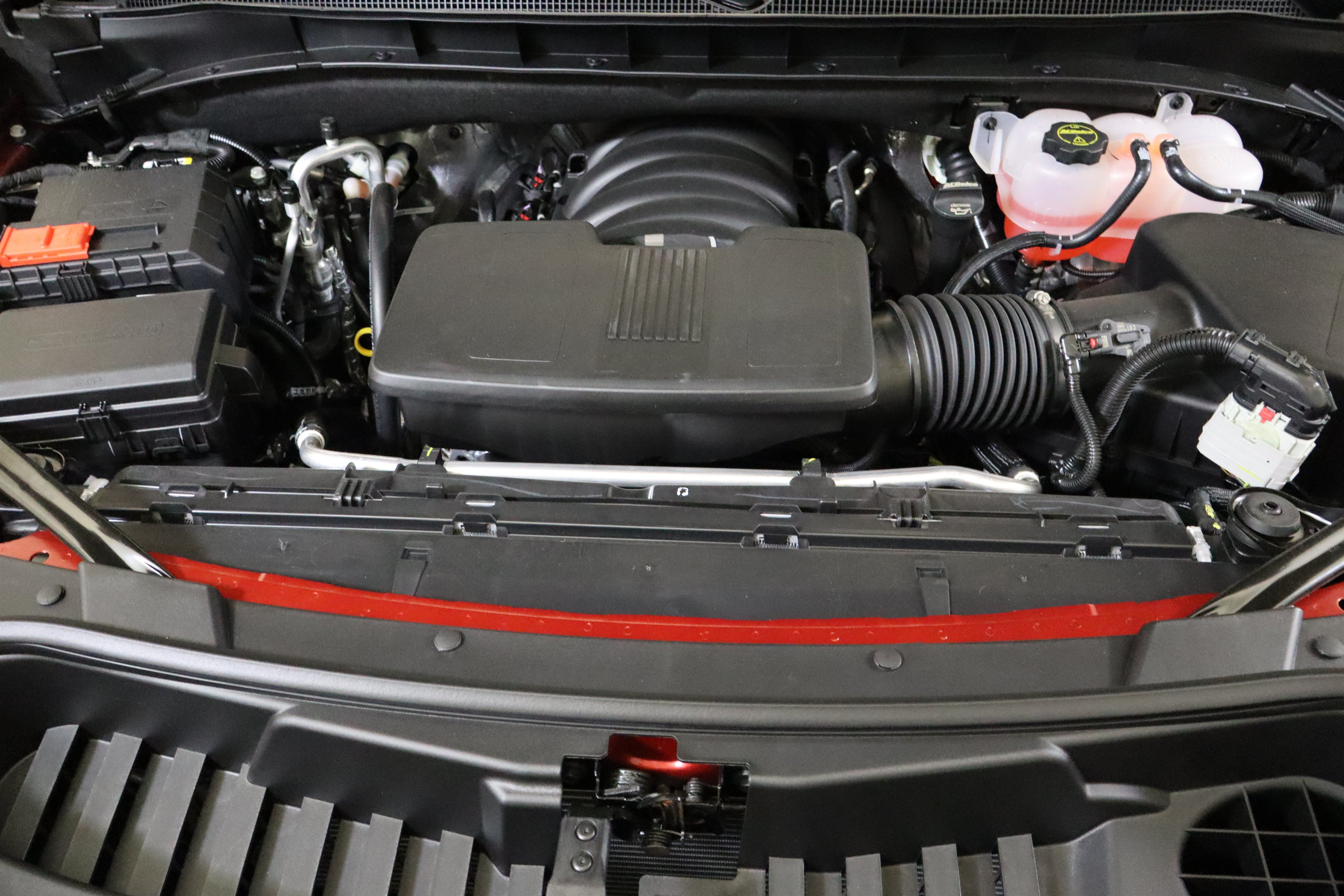 New 2026 Chevrolet Suburban RST AWD/4WD image 15