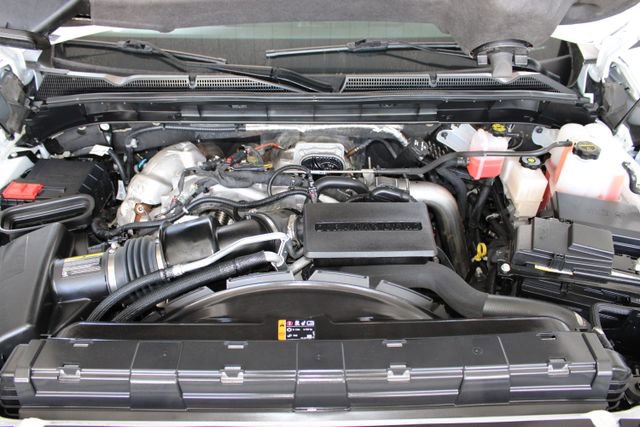 Used 2025 GMC Sierra 2500 AT4 w/ AT4 Premium Plus Package AWD/4WD image 33