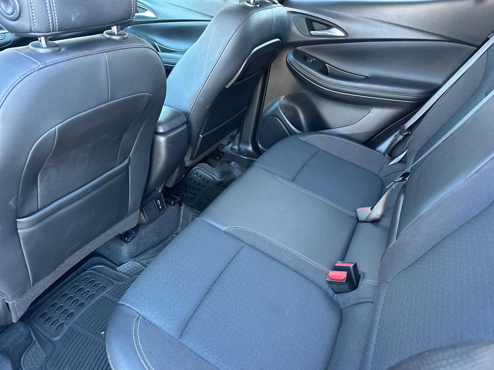 Used 2021 Buick Encore GX Select w/ Advanced Technology Package image 14