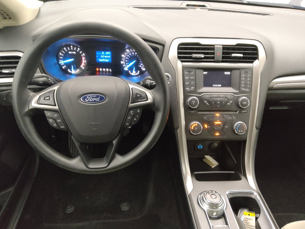 Used 2018 Ford Fusion S FWD image 22
