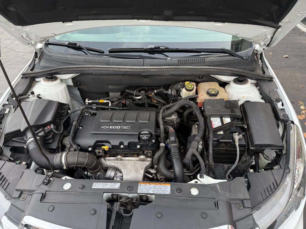 Used 2016 Chevrolet Cruze LT image 22