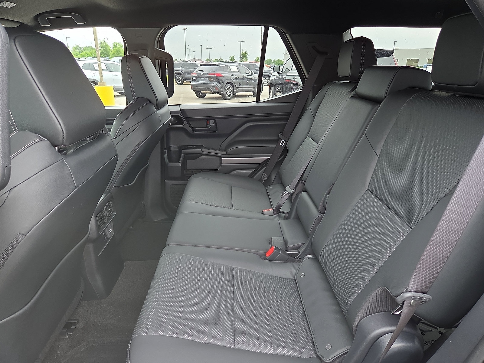 New 2026 Toyota 4Runner TRD Sport Premium AWD/4WD image 7