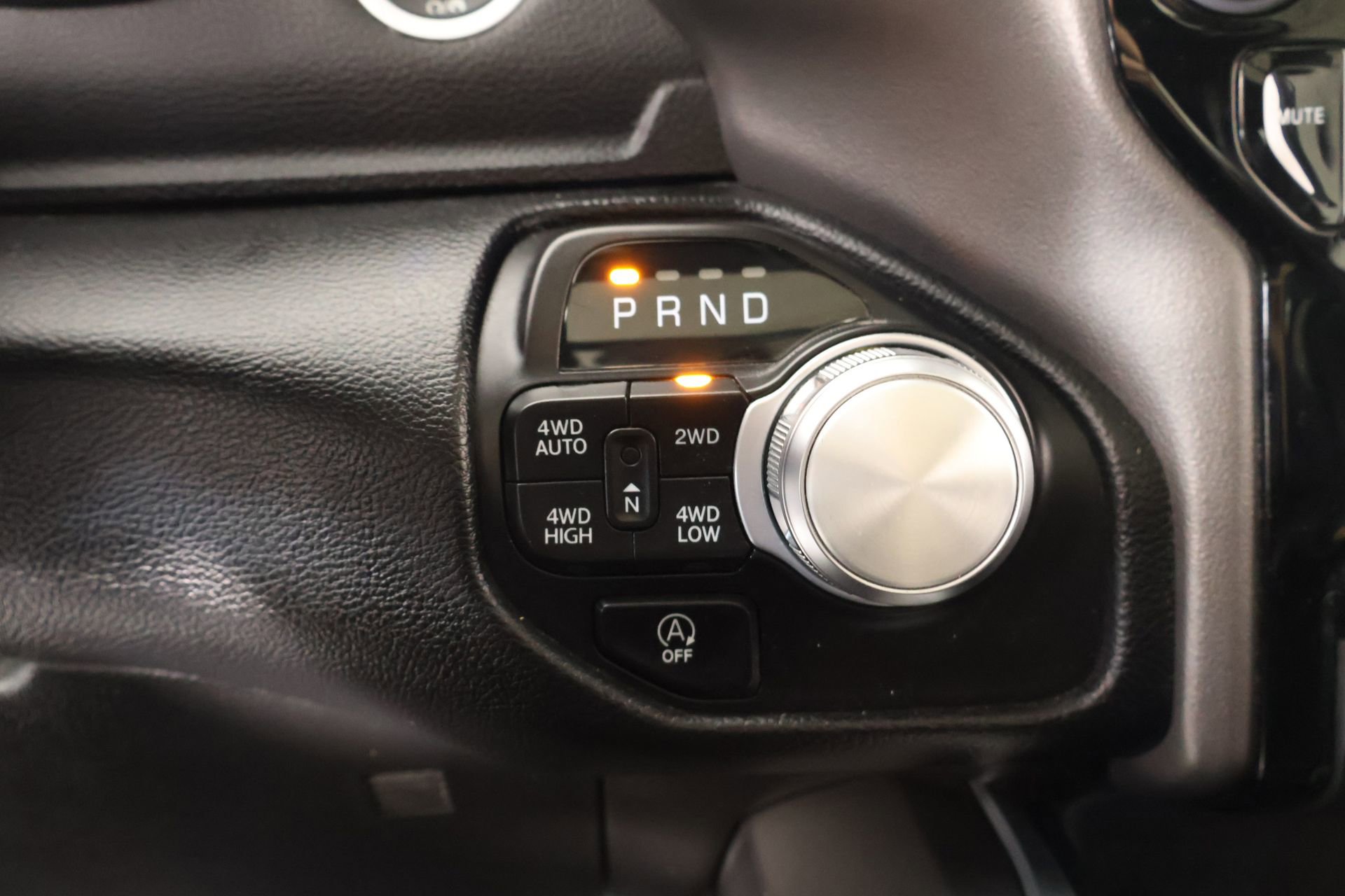 Used 2021 RAM 1500 Laramie w/ Sport Appearance Package image 9