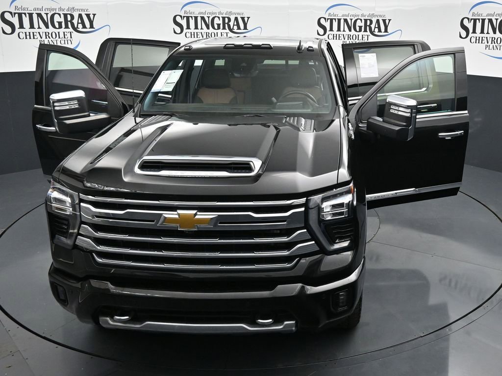 Used 2024 Chevrolet Silverado 2500 High Country w/ High Country Premium Package image 26
