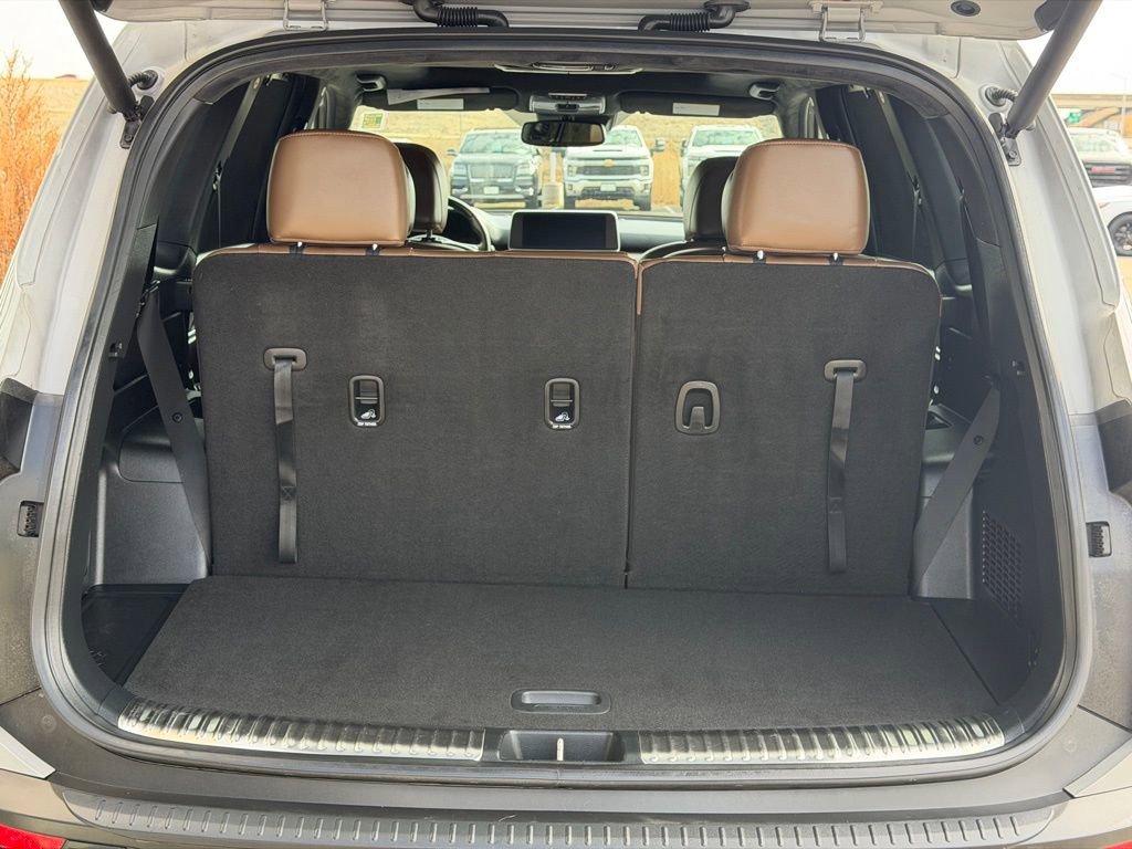 Used 2022 Kia Telluride SX w/ SX Prestige Package image 8