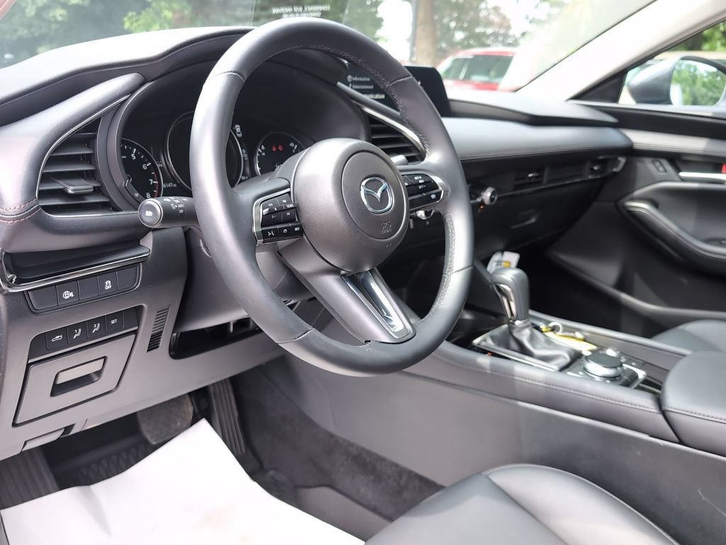 Certified 2025 MAZDA MAZDA3 s FWD image 17