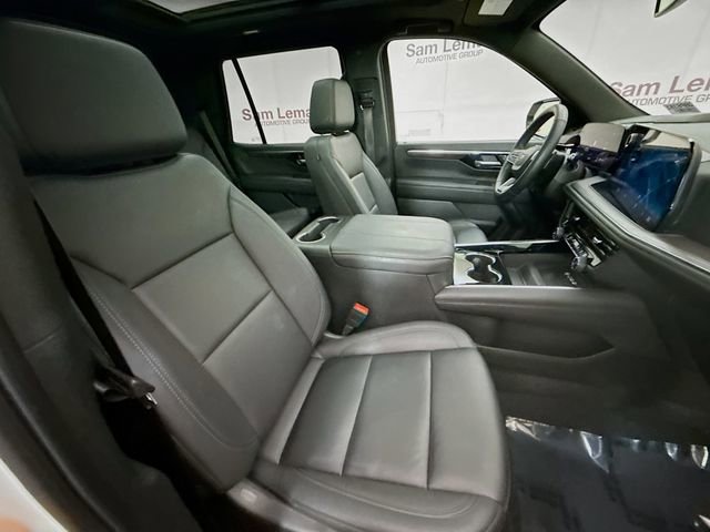 Used 2025 Chevrolet Tahoe Z71 w/ Comfort Package AWD/4WD image 33