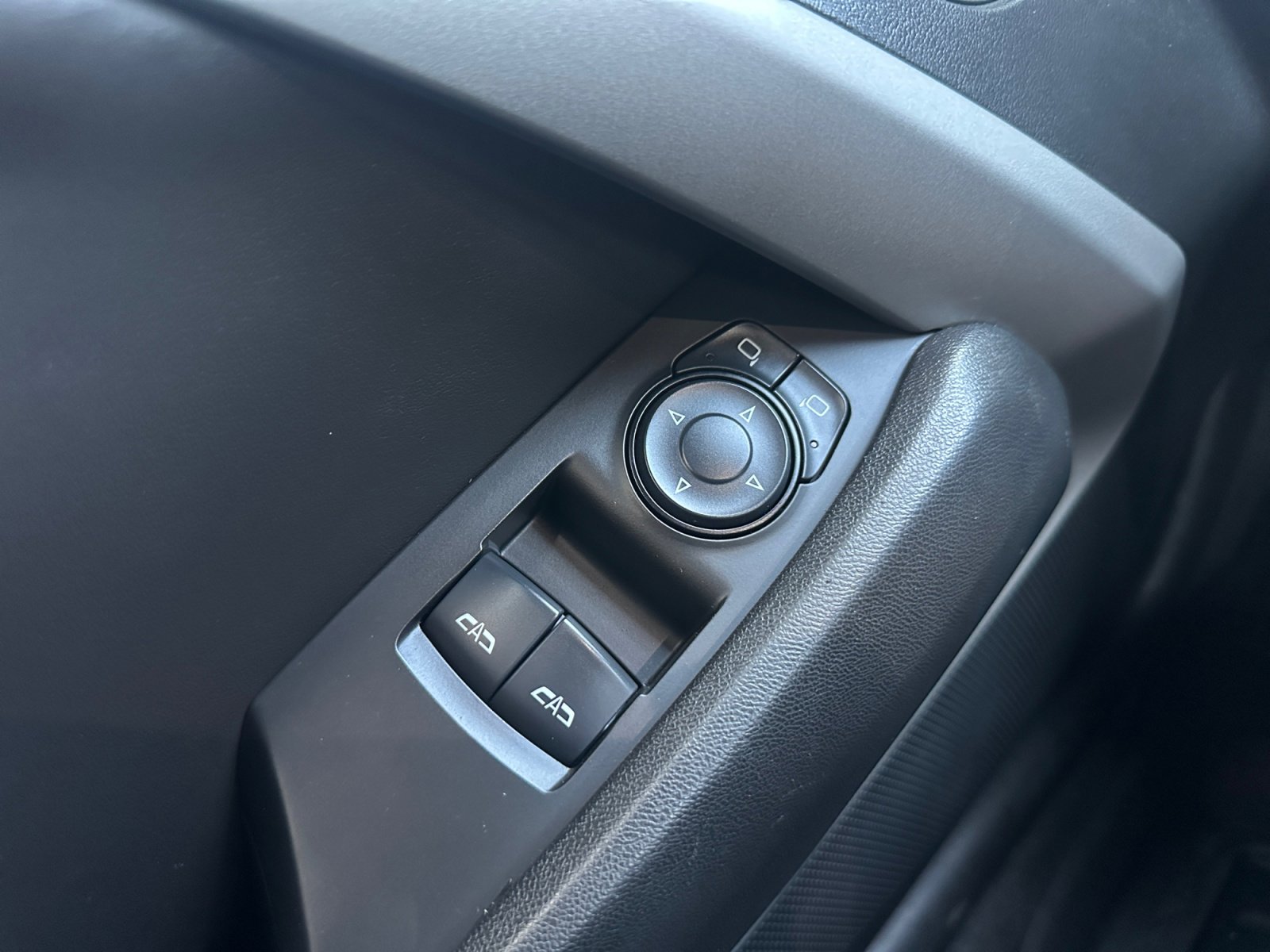 Used 2017 Chevrolet Camaro LS image 16