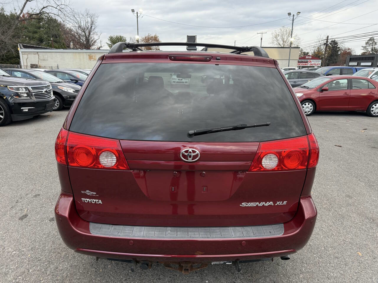 Used 2009 Toyota Sienna image 4