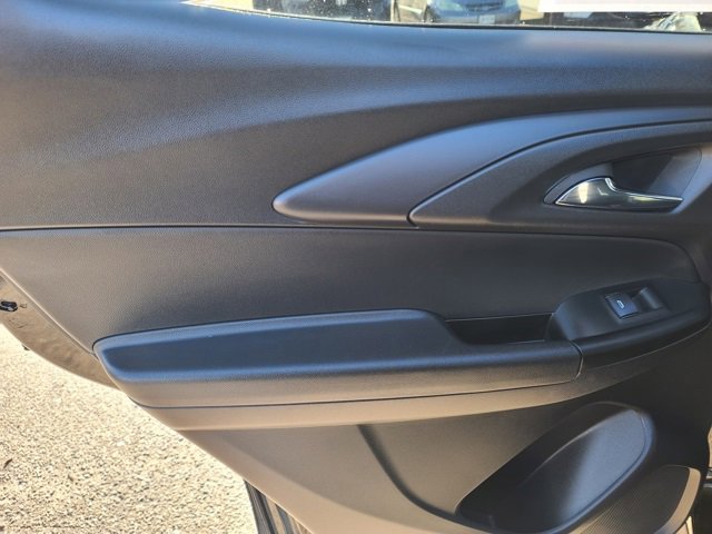 Used 2023 Chevrolet TrailBlazer RS w/ Convenience Package image 20