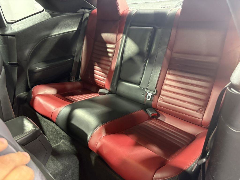 Used 2014 Dodge Challenger SXT Plus RWD image 23