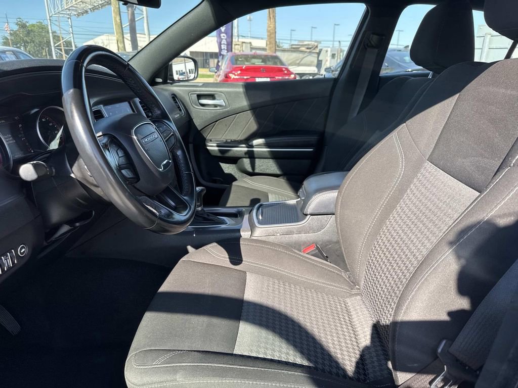 Used 2023 Dodge Charger SXT image 15