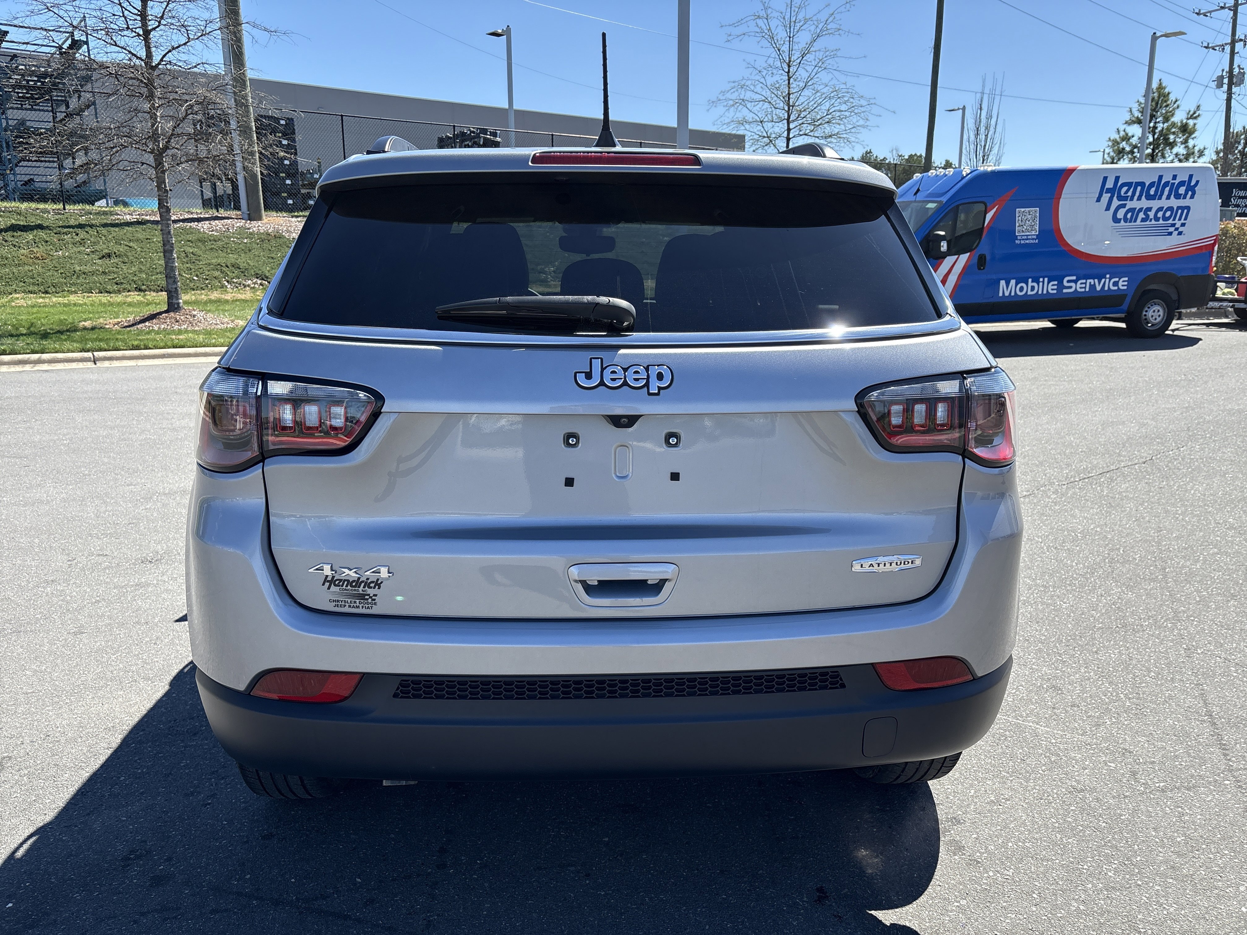 Used 2023 Jeep Compass Latitude image 8