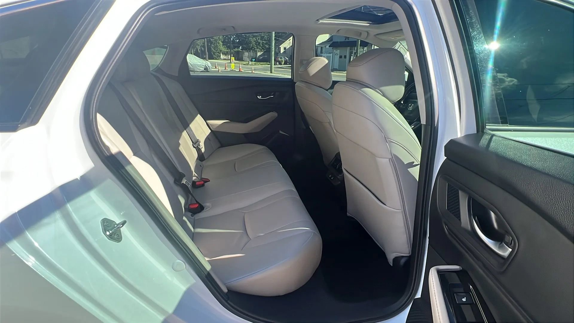 Used 2023 Honda Accord Touring image 28