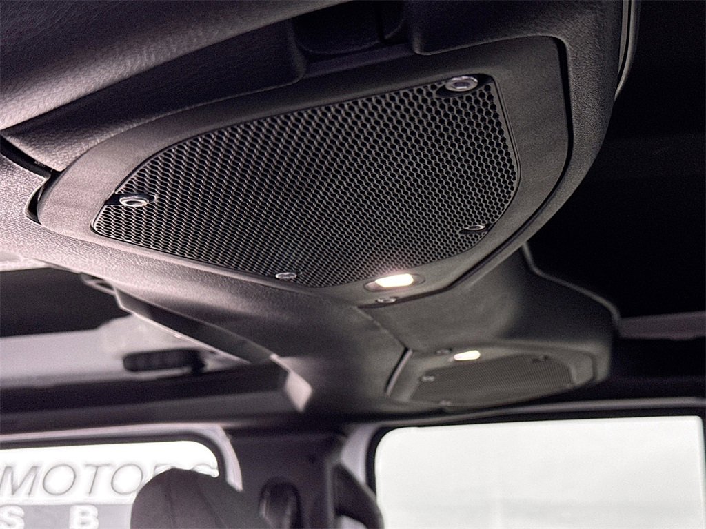 Used 2024 Jeep Gladiator Sport image 18