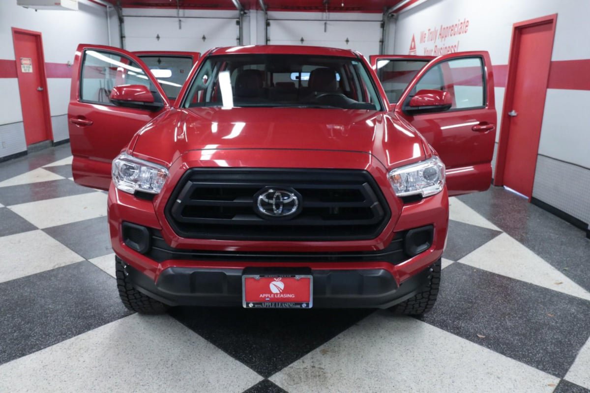 Used 2023 Toyota Tacoma SR AWD/4WD image 26