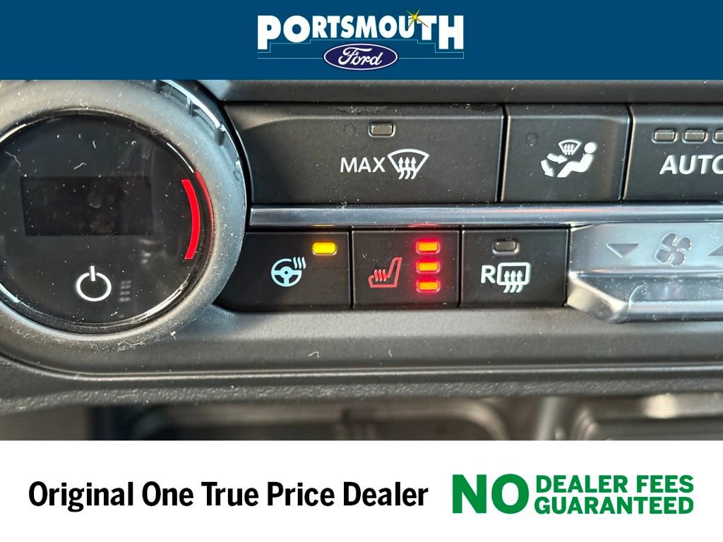 New 2025 Ford Bronco Badlands image 15