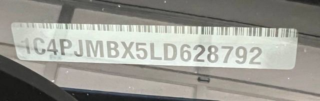 Used 2020 Jeep Cherokee Trailhawk w/ Technology Group image 55