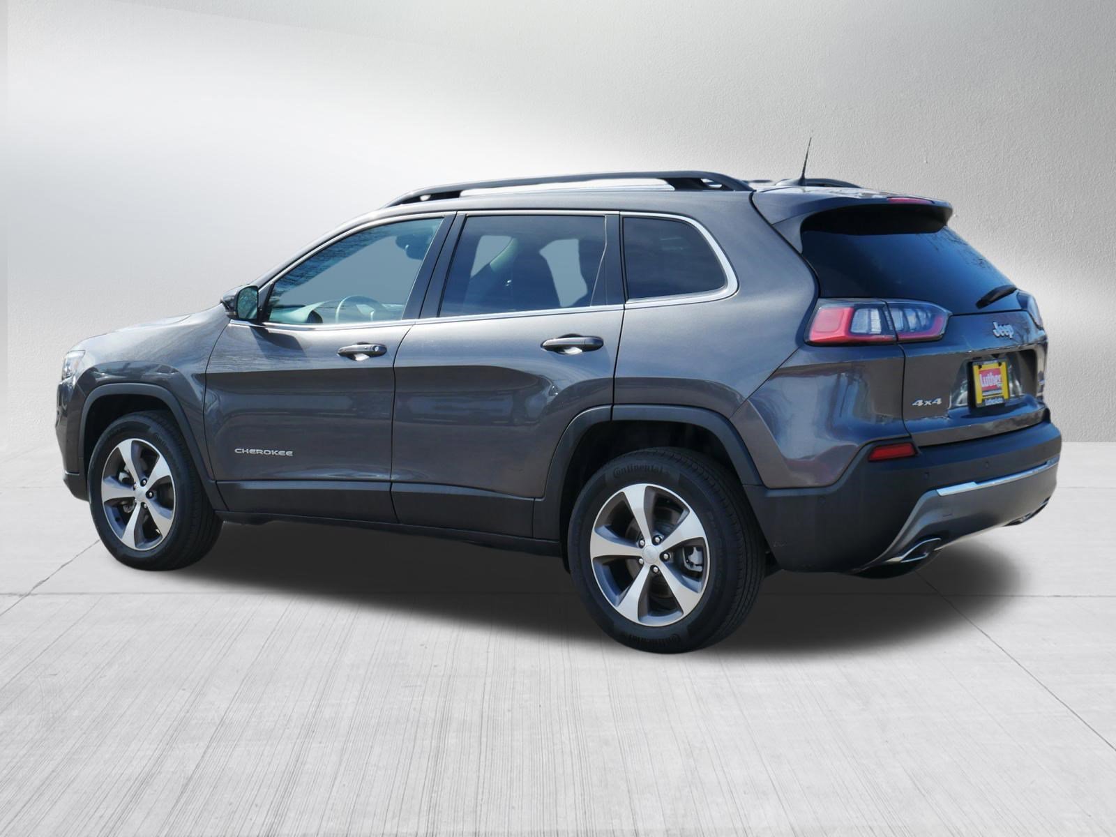 Certified 2022 Jeep Cherokee Limited image 5