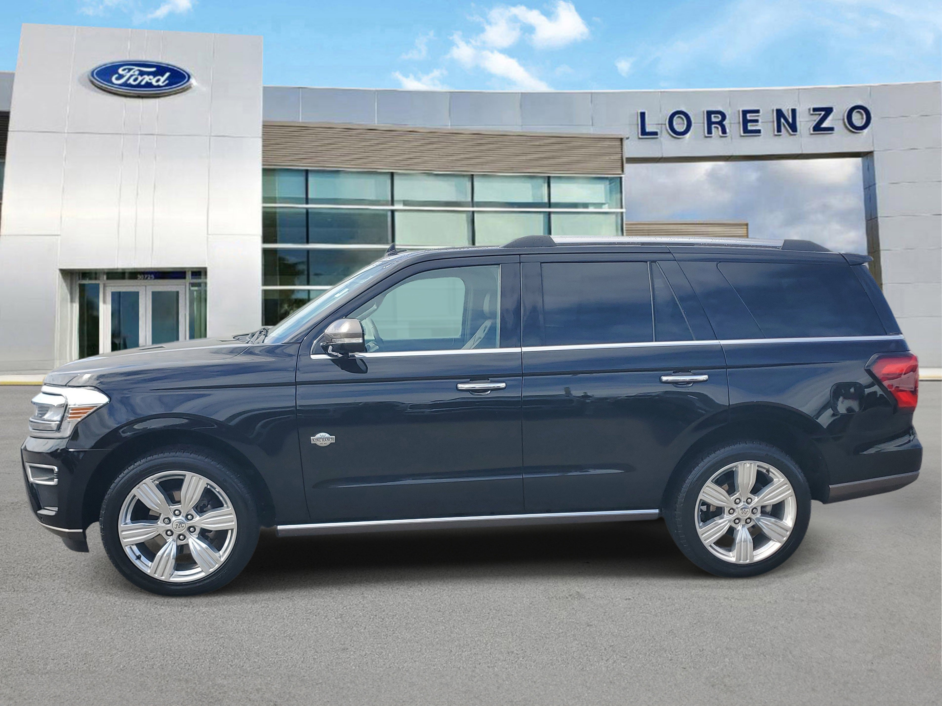 Used 2024 Ford Expedition King Ranch image 8