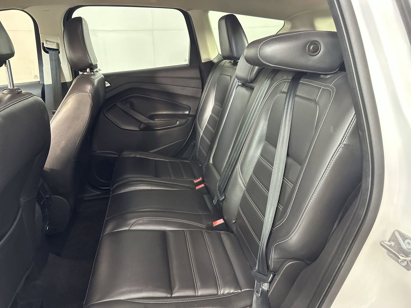 Used 2019 Ford Escape SEL image 27