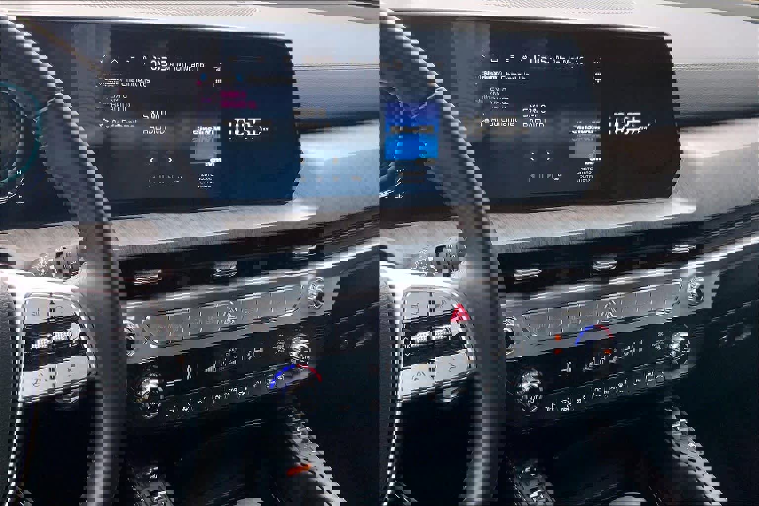 Used 2024 Kia Telluride EX w/ EX Captain's Chair Package image 7