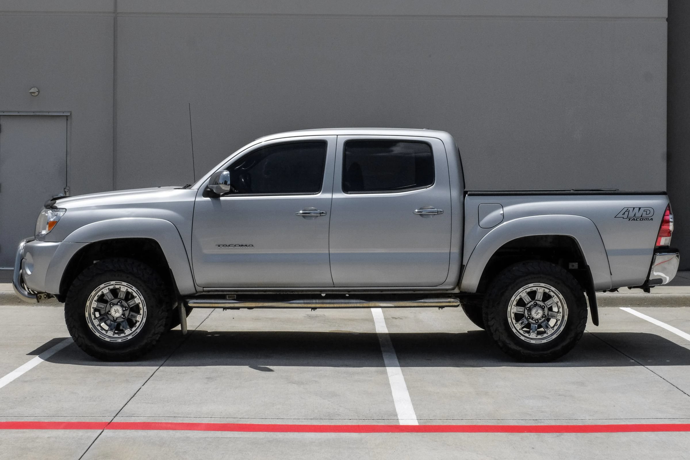 Used 2011 Toyota Tacoma 4x4 Double Cab w/ SR5 Pkg #2 image 16