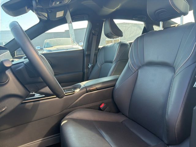 Used 2026 Toyota Crown AWD/4WD image 15