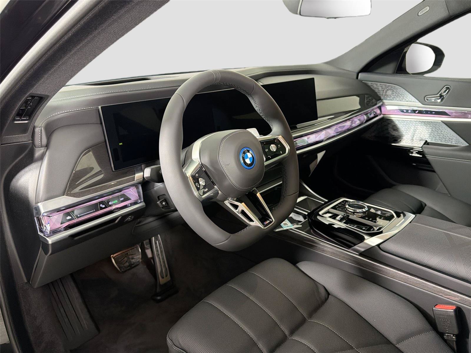 New 2026 BMW 750e xDrive w/ Executive Package AWD/4WD image 9