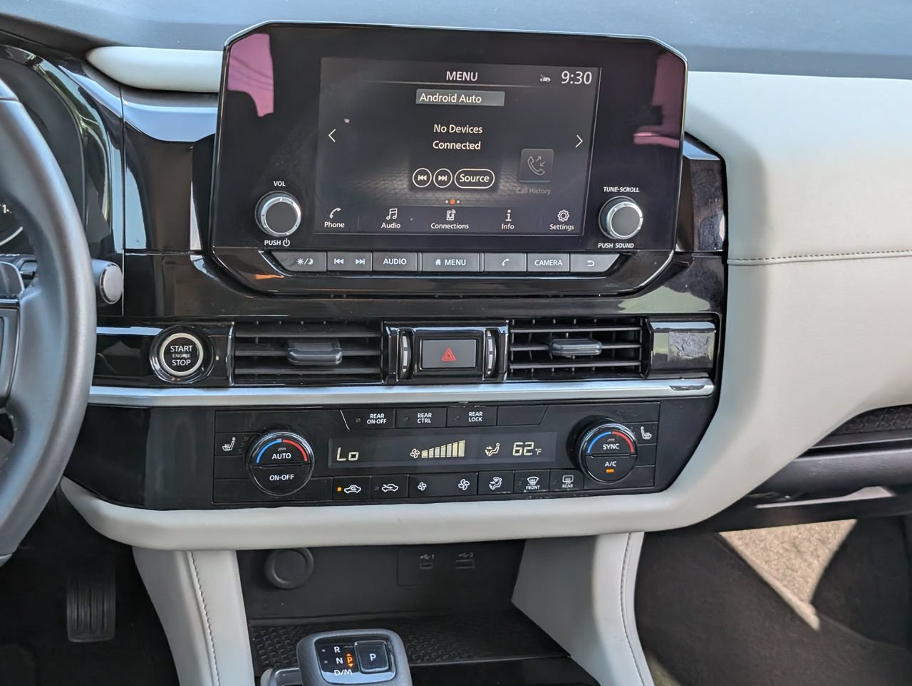 Used 2023 Nissan Pathfinder SV FWD image 12