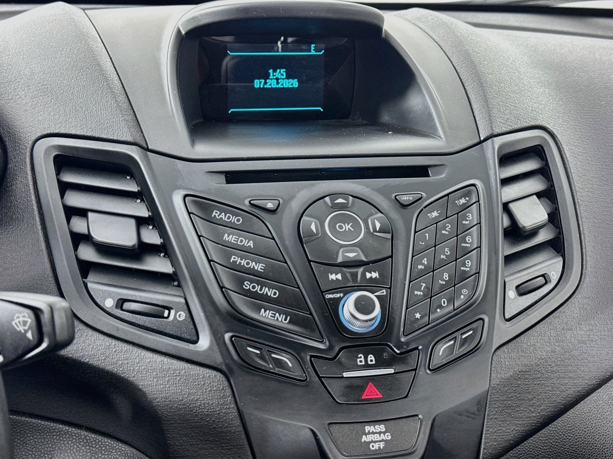 Used 2016 Ford Fiesta SE FWD image 13