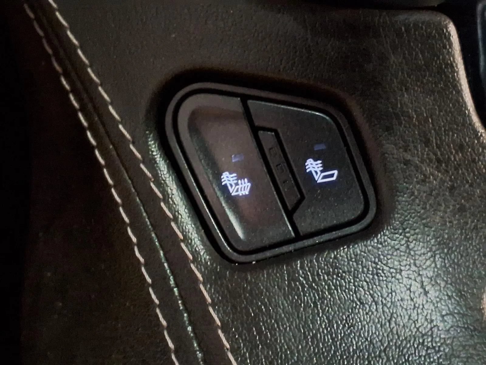 Used 2019 Chevrolet Tahoe LT AWD/4WD image 23