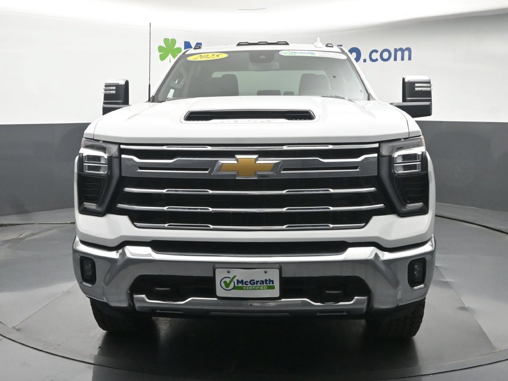 Used 2025 Chevrolet Silverado 2500 LTZ AWD/4WD image 6