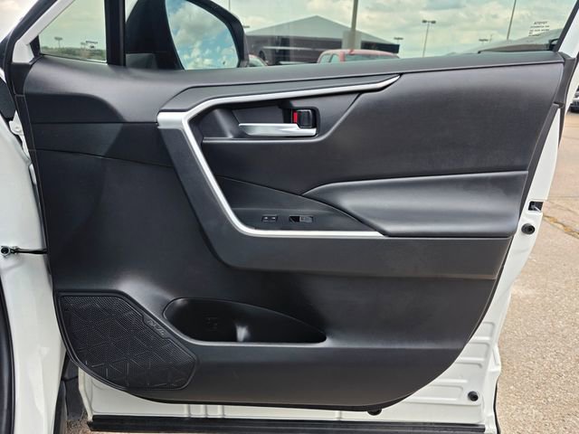 Used 2024 Toyota RAV4 XLE image 30