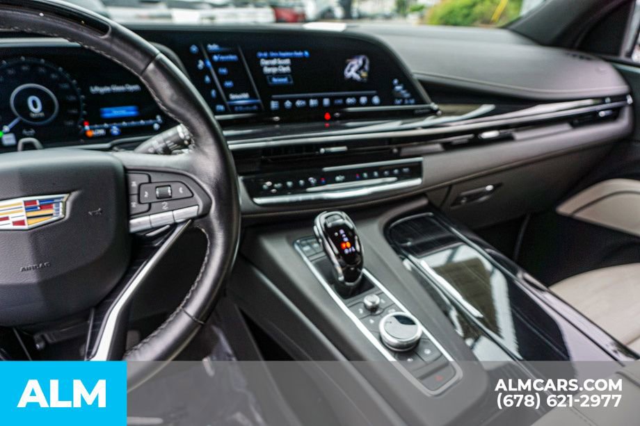 Used 2024 Cadillac Escalade Sport w/ LPO, ONYX Package AWD/4WD image 37