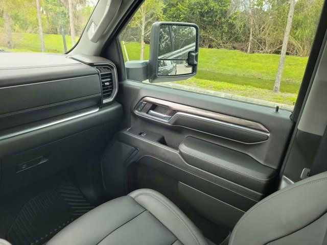 Used 2024 Chevrolet Silverado 2500 LTZ image 20