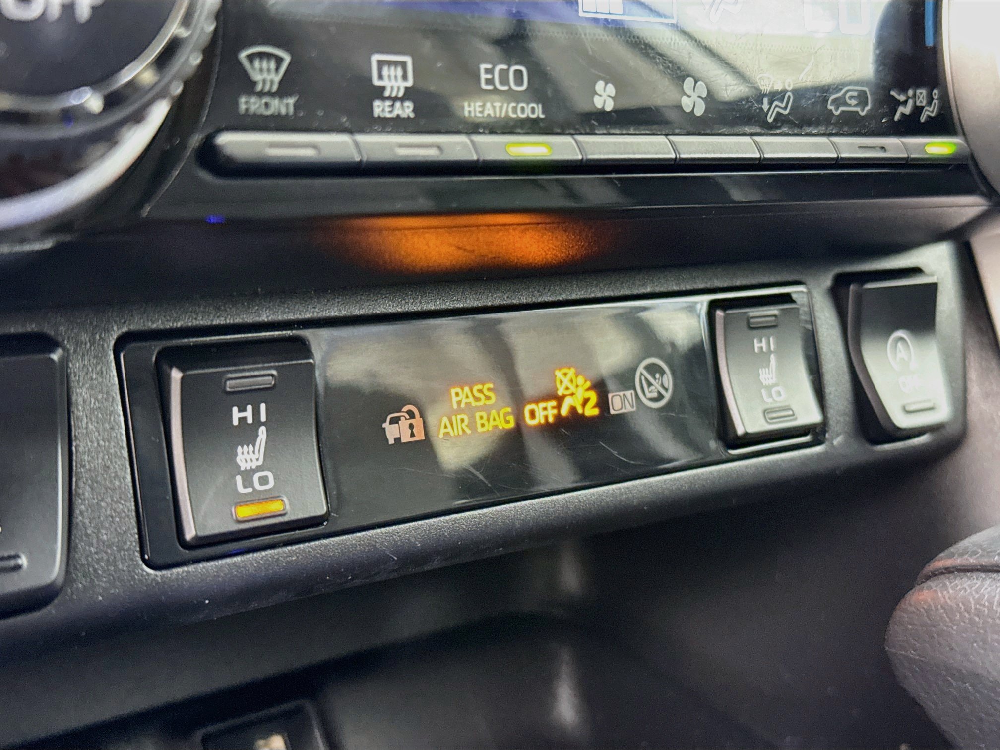 Certified 2024 Toyota RAV4 XLE w/ Weather Package AWD/4WD image 22