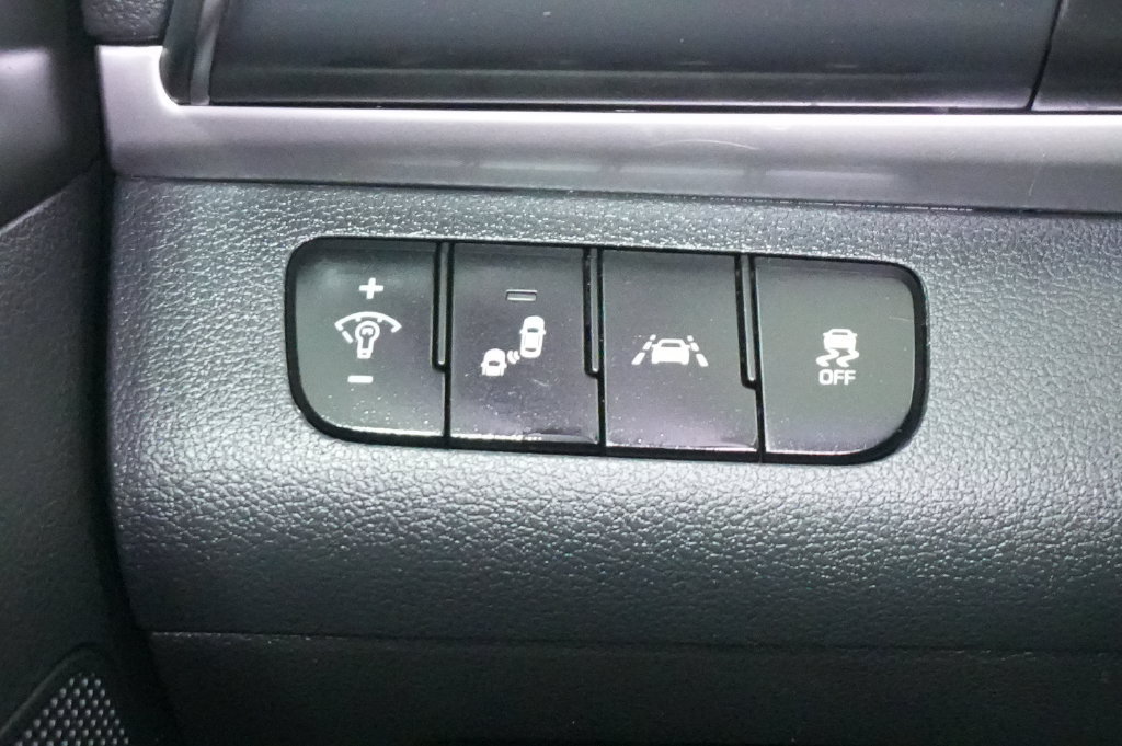 Used 2019 Hyundai Elantra Value Edition w/ Cargo Package FWD image 33