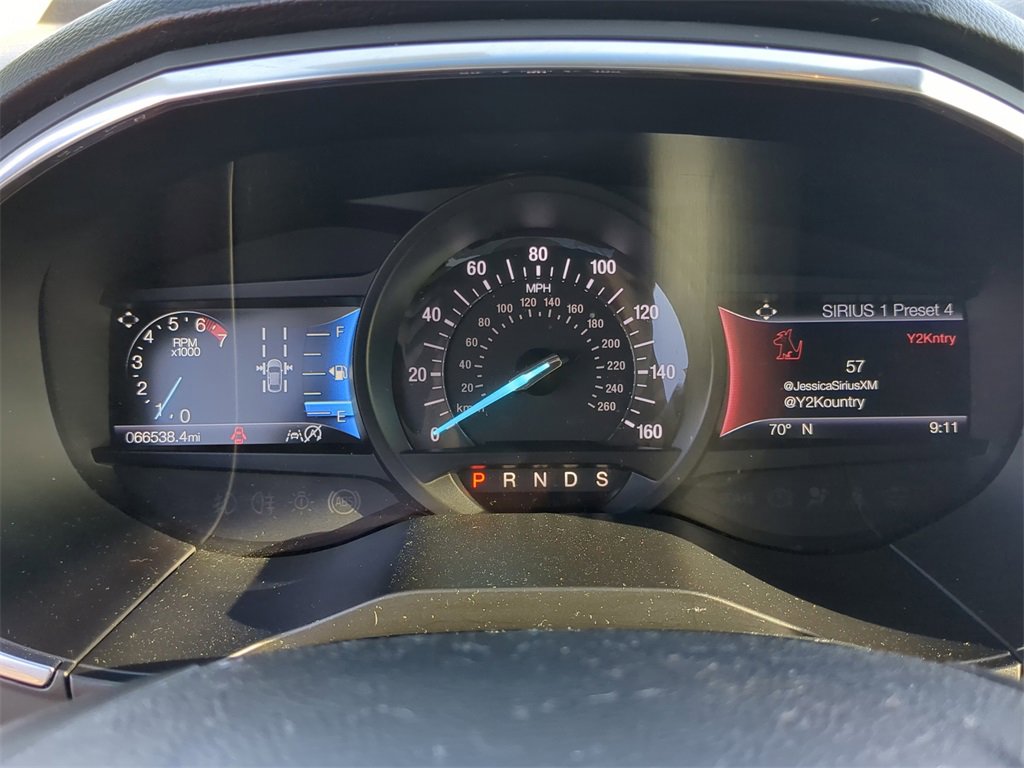 Used 2020 Ford Edge Titanium image 32