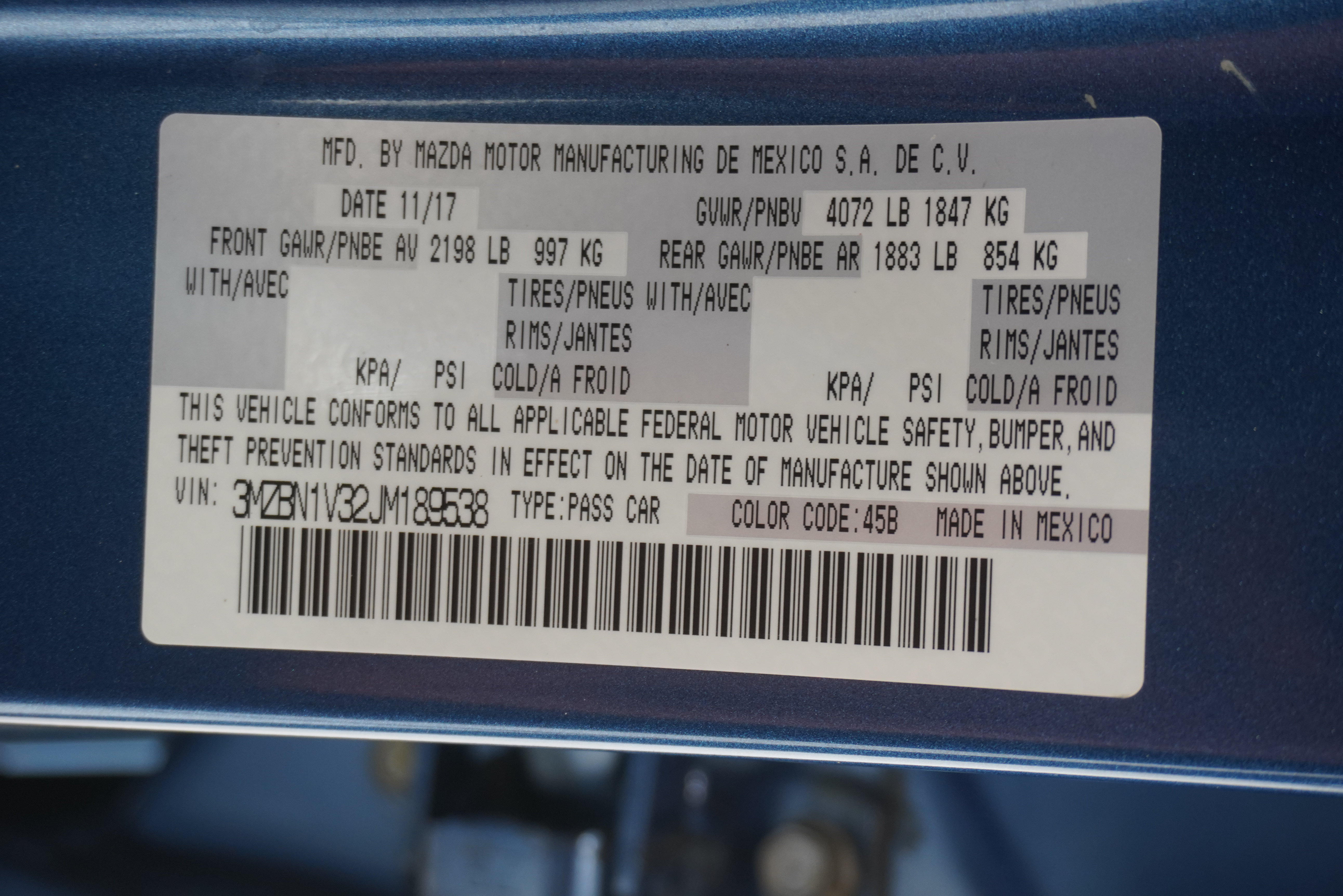 Used 2018 MAZDA MAZDA3 Touring FWD image 29