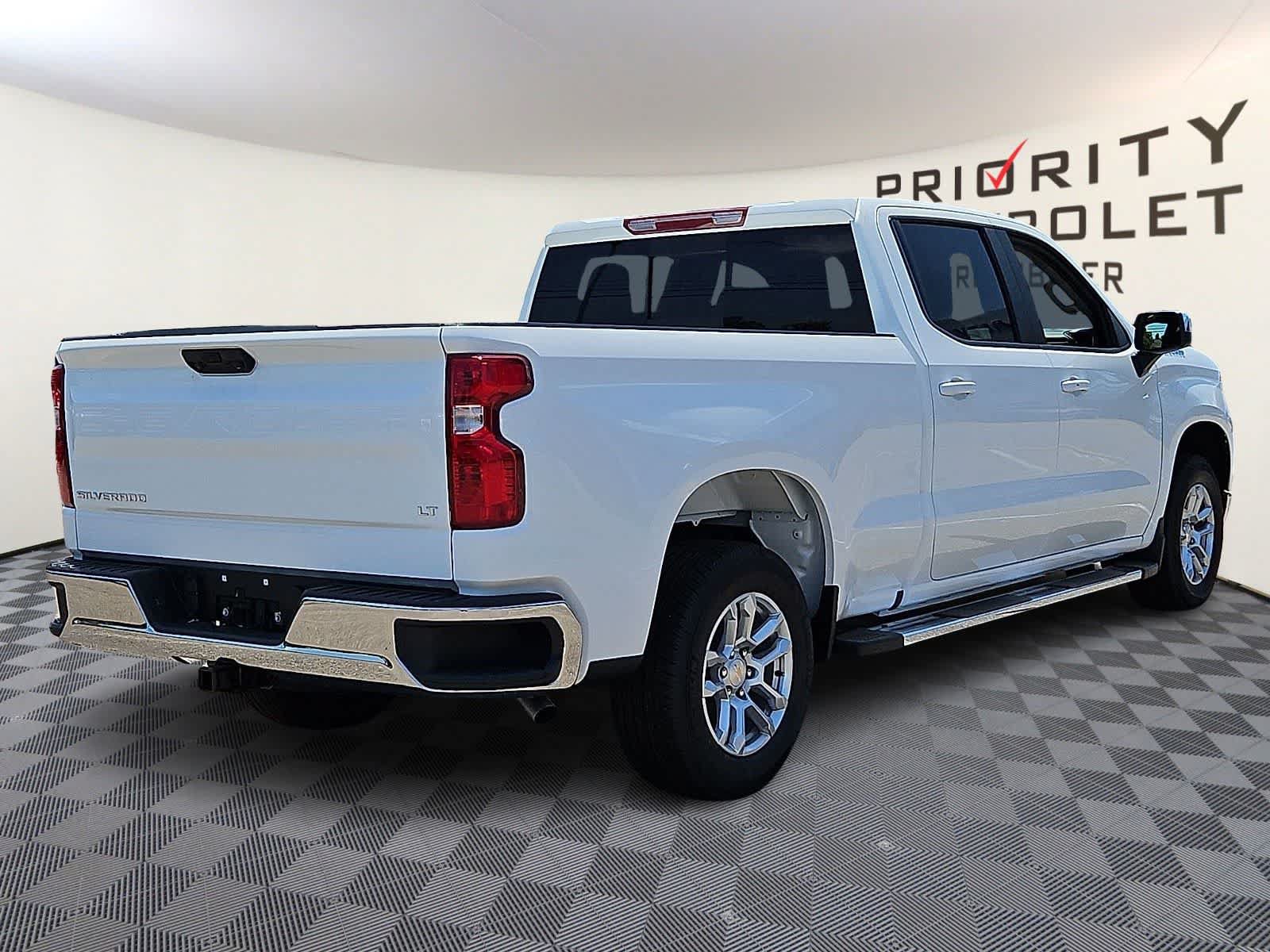 New 2026 Chevrolet Silverado 1500 LT w/ Convenience Package II RWD image 4