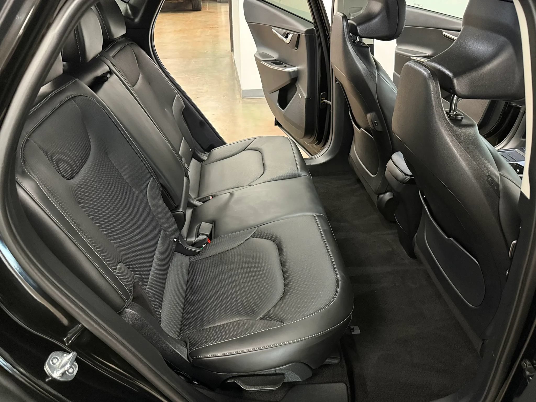 Used 2023 Kia EV6 Wind w/ Wind Technology Package RWD image 12