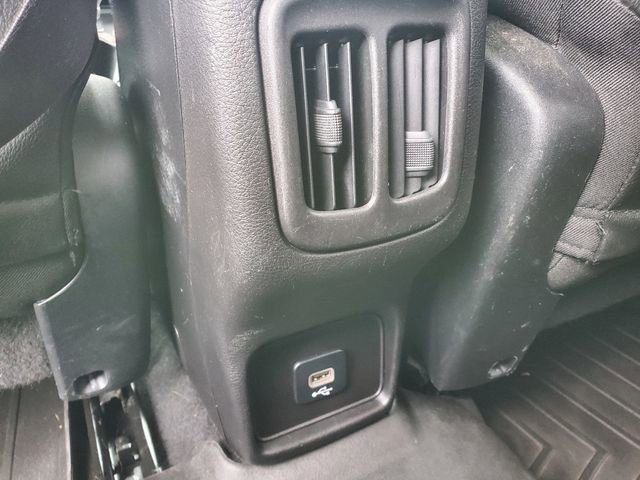 Used 2018 Jeep Compass Altitude image 27